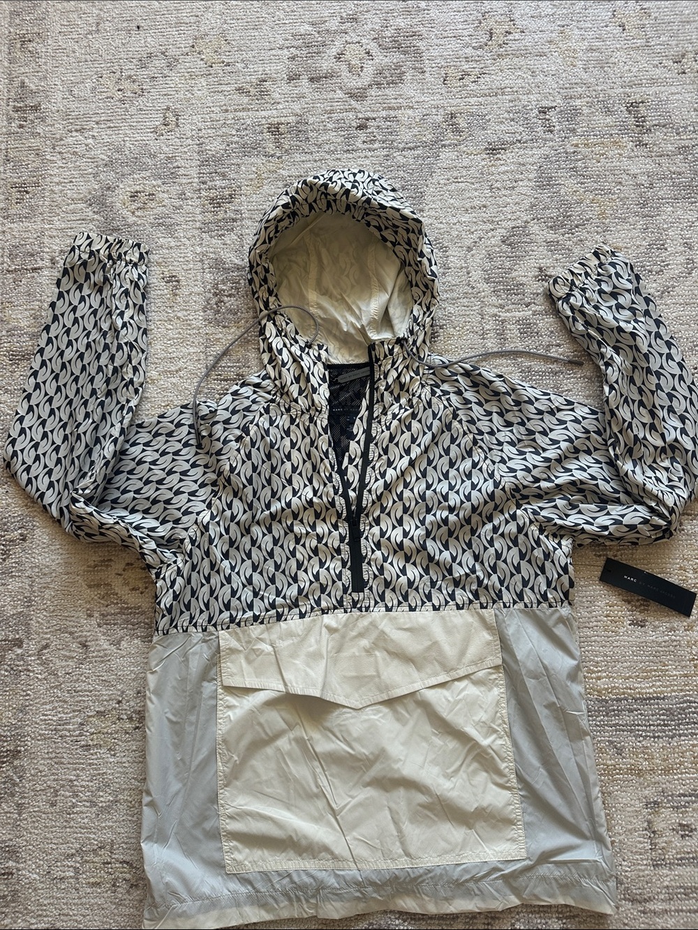 Marc by Marc Jacobs  Unisex geometric windbreaker Black and Cream Hooded Anorak